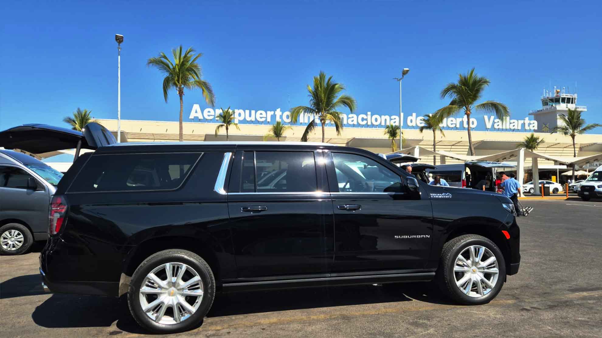 puerto-vallarta-luxury-transfer-3 Luxury Suv Puerto Vallarta Mexico